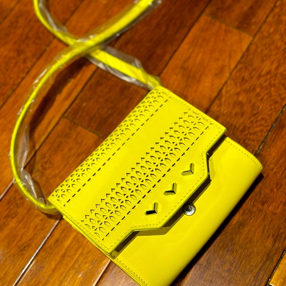 Sidekick - yellow, new purse